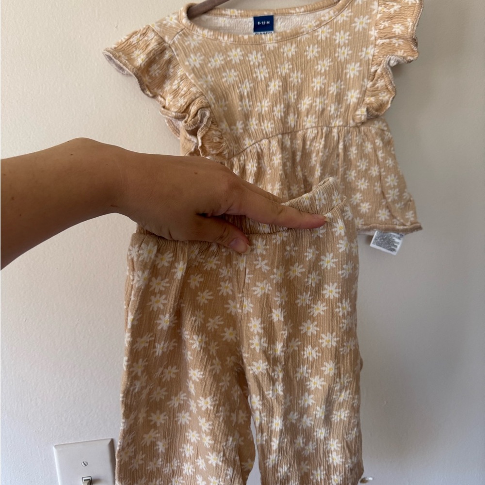 Baby / Toddler Floral Rib-Knit Bottoms in Beige